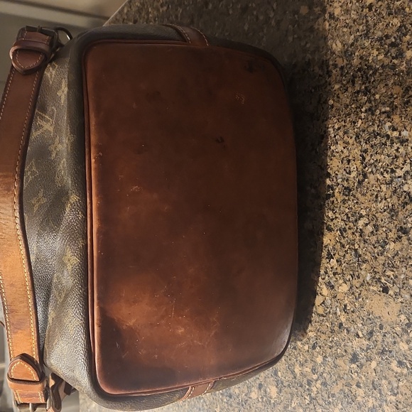 Louis Vuitton Authentic Vintage Noe Bucket - Picture 4 of 8